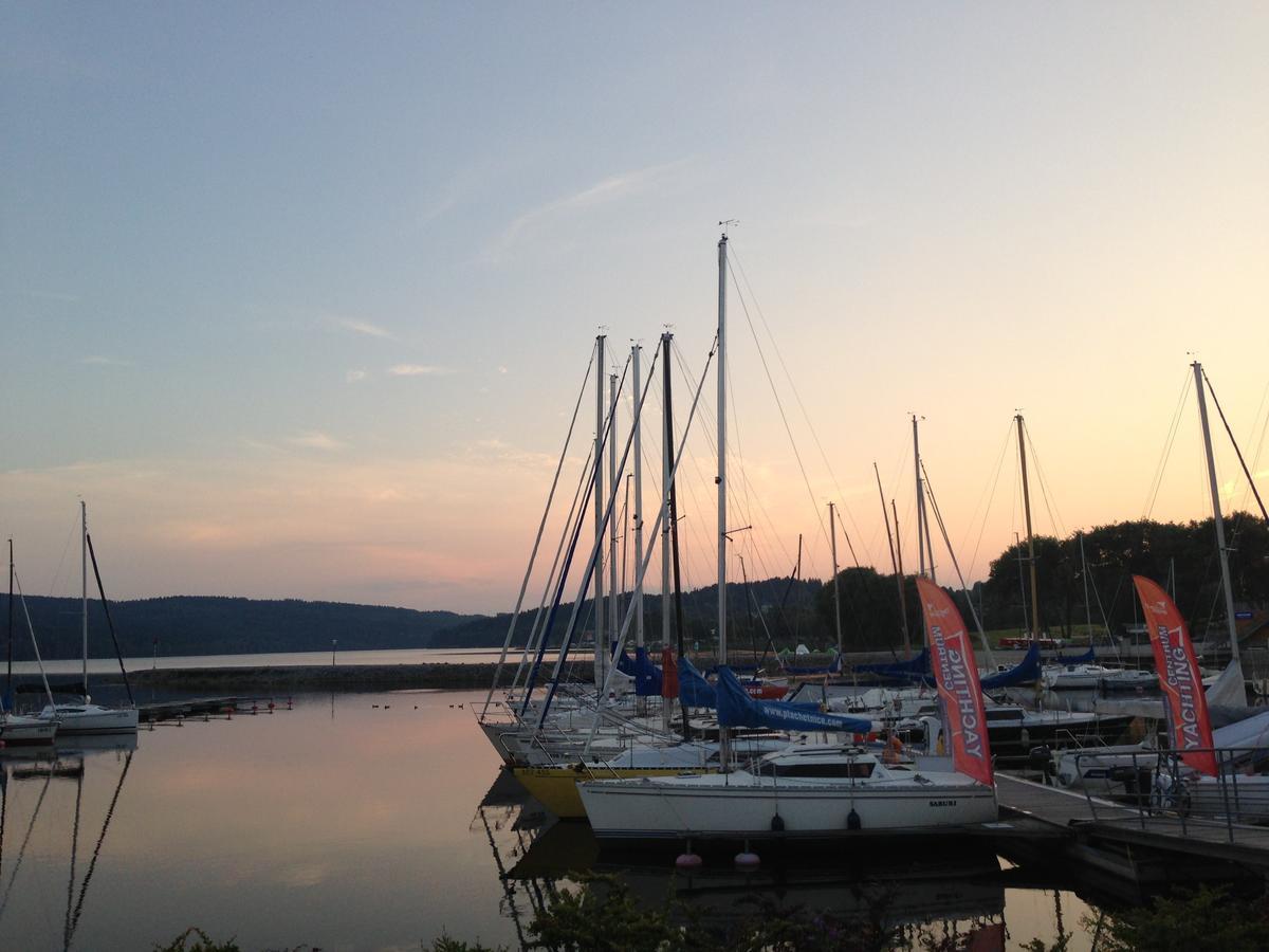 Jbx Resort Apartments Lipno ลิปโนนัดเวิลตาวู ภายนอก รูปภาพ