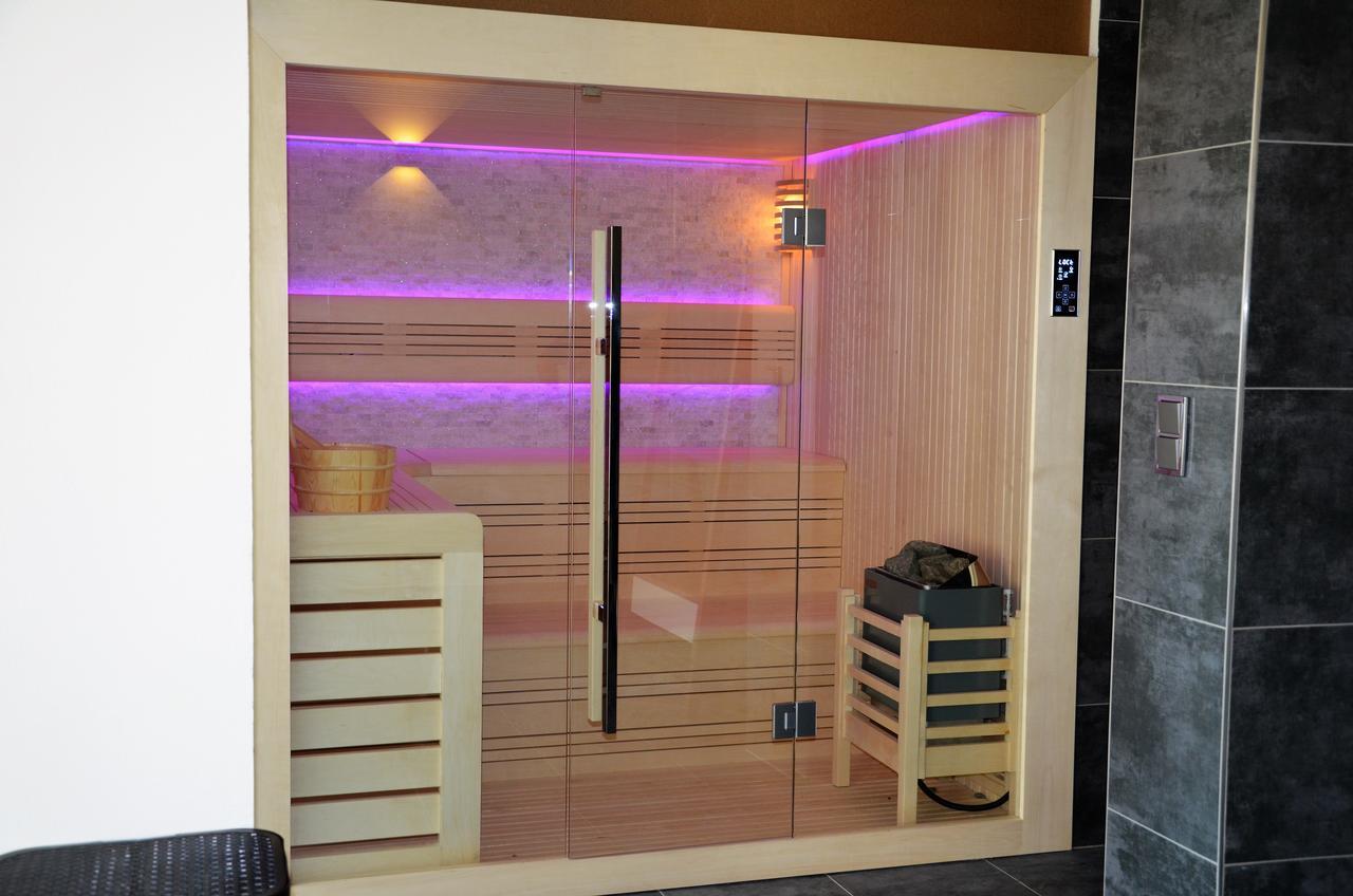 Jbx Resort Apartments Lipno ลิปโนนัดเวิลตาวู ภายนอก รูปภาพ