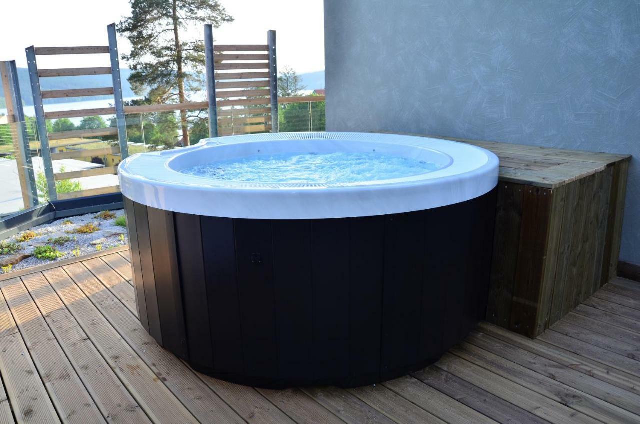 Jbx Resort Apartments Lipno ลิปโนนัดเวิลตาวู ภายนอก รูปภาพ